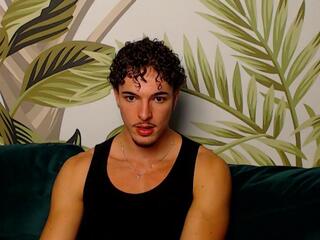  terry_amarati chat room