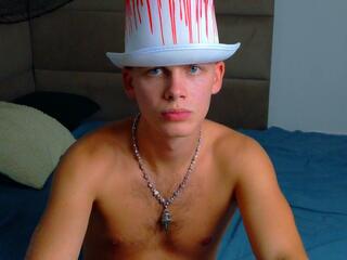 Explore a gorgeous night with the appetizing Tibby_duran ready for freaky fun tibby_duran from Flirt4Free