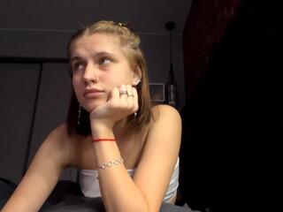  taina_nevill chat room