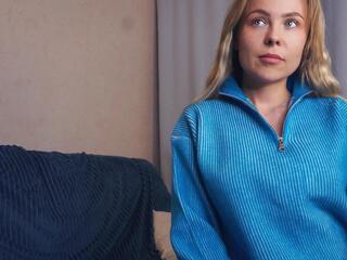 cierra_teramoto from Flirt4Free