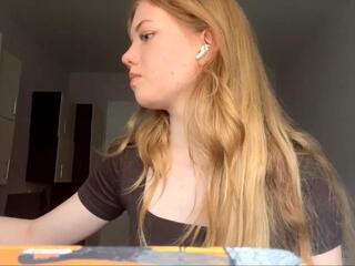 Lorelei Blois webcam flirt4free model stream image