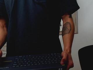 lucian_noir from Flirt4Free is Away