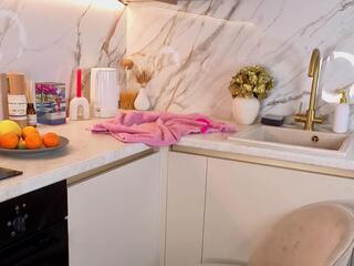  caramel_bella chat room