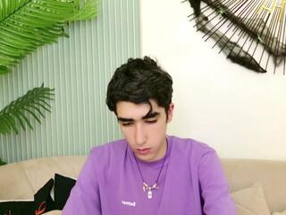 Larry_brooks - seasoned stripper for a wild liveshow larry_brooks from Flirt4Free