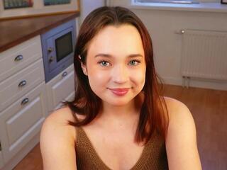  shalanda_tave chat room