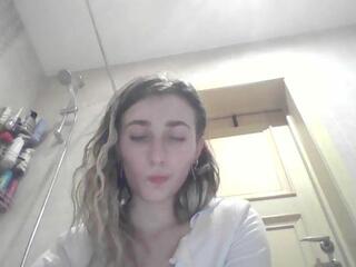 nahomy_belles from Flirt4Free