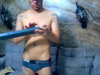  fabrizzio_leroy chat room