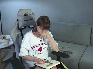 Jacklyn Whit webcam flirt4free model stream image