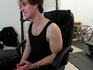 charles_dreams from Flirt4Free