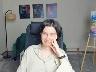  indira_okura chat room