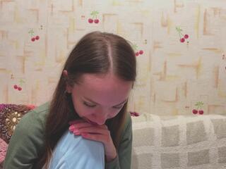  melia_hoxie chat room