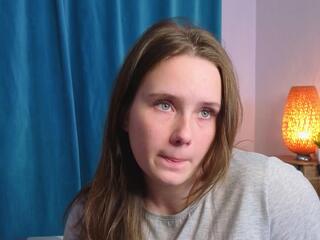 Lai Cerveny live webcam model