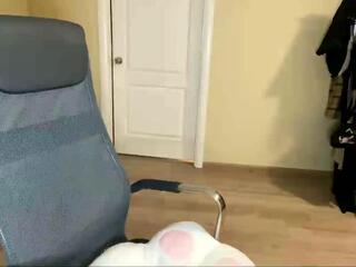 Charlsie Smallmon live webcam model