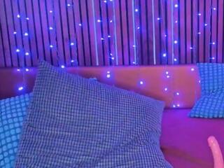 Nadia Sweety live webcam model