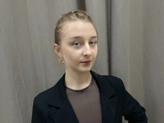 Joanne Domingue live webcam model