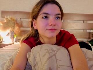 Margie Davidson webcam flirt4free model stream image