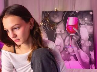 Debrah Kelly live webcam model