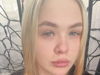 Carol Sura live webcam model