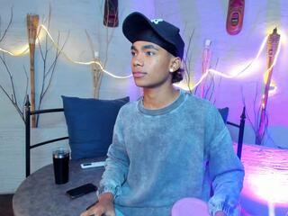 alan_cutee from Flirt4Free