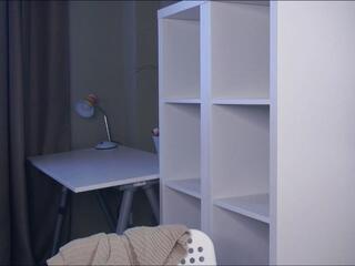 Rebecka Turano live webcam model