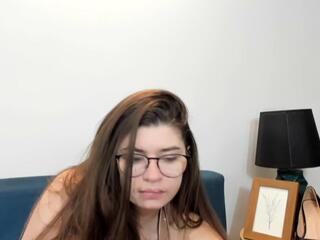 Anna Niller live webcam model