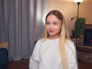 Jenee Luckey live webcam model