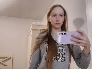 Eveline Pierce live webcam model