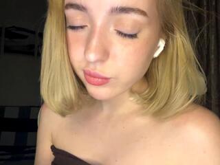 anja_raybourn from Flirt4Free is Freechat