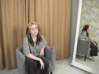 Ka Raudenbush live webcam model