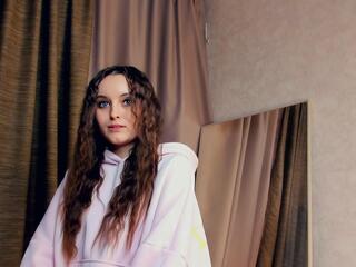 Sharda Gamons live webcam model