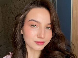 Gussie Bolles live webcam model