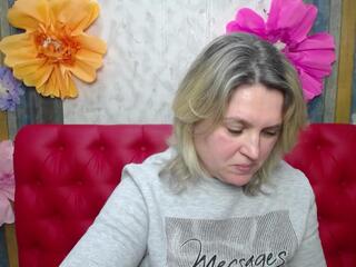 Vicky Robins live webcam model