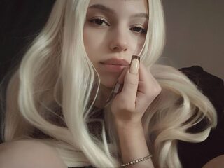 Rosella Sniffen live webcam model