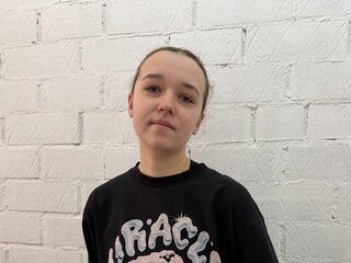 Taylor Gazzara live webcam model