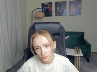 Evita Clarenbach live webcam model