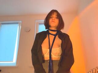 Scottie Oller live webcam model