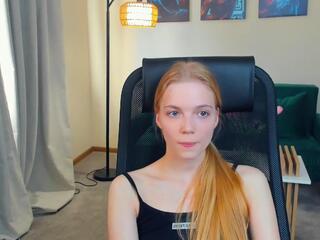 Vania Runswick live webcam model