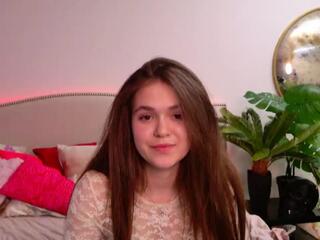 Selena Nyx live webcam model