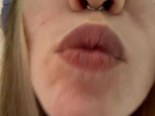 Ligia Momon live webcam model