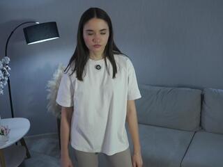 Giovanna Boger live webcam model