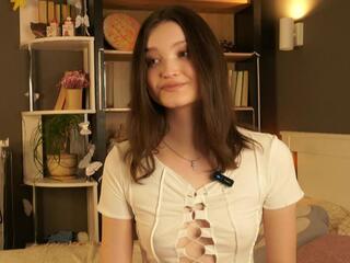 Joelle Godina live webcam model