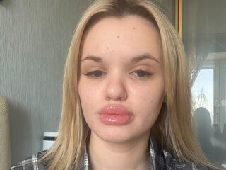 Sherlyn Pharel live webcam model