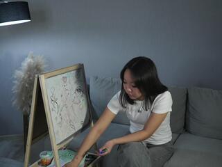 Kelsie Bellany live webcam model