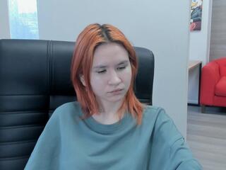 Marry Crown live webcam model