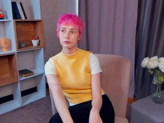 Erica Simokat live webcam model