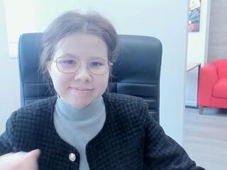 Susan Floris live webcam model