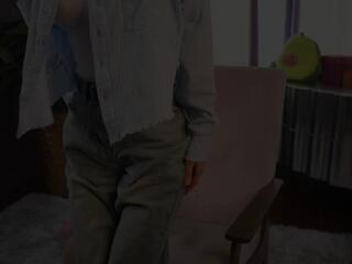 Renita Enno live webcam model