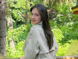 Voncile Zahri