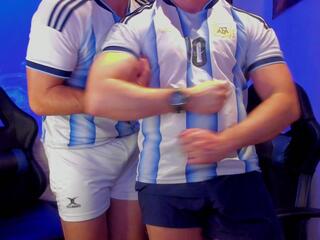 Alexander Jaz & Santi Foster
