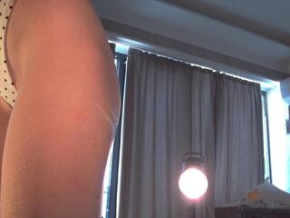 ester-blossom flirt4free